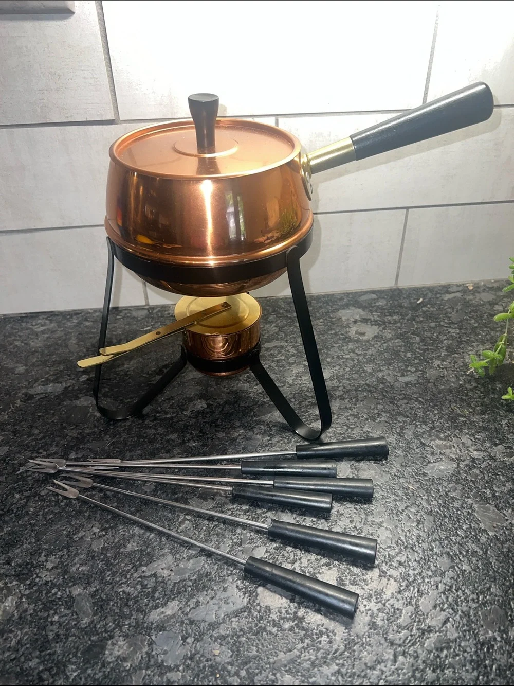 Vintage Coppercraft Copper Fondue set with lid for 6 in excellent condition.